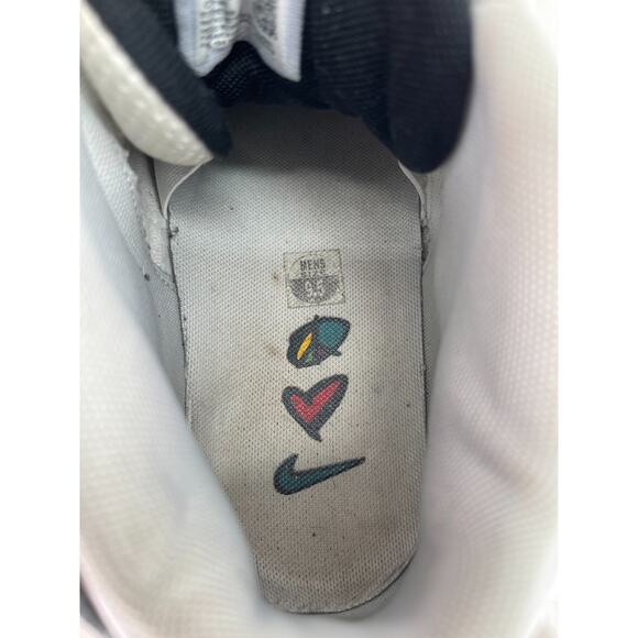 Nike Air More Uptempo Peace Love & Basketball DM8150-100 Men's Size 9.5 White - Picture 8 of 10